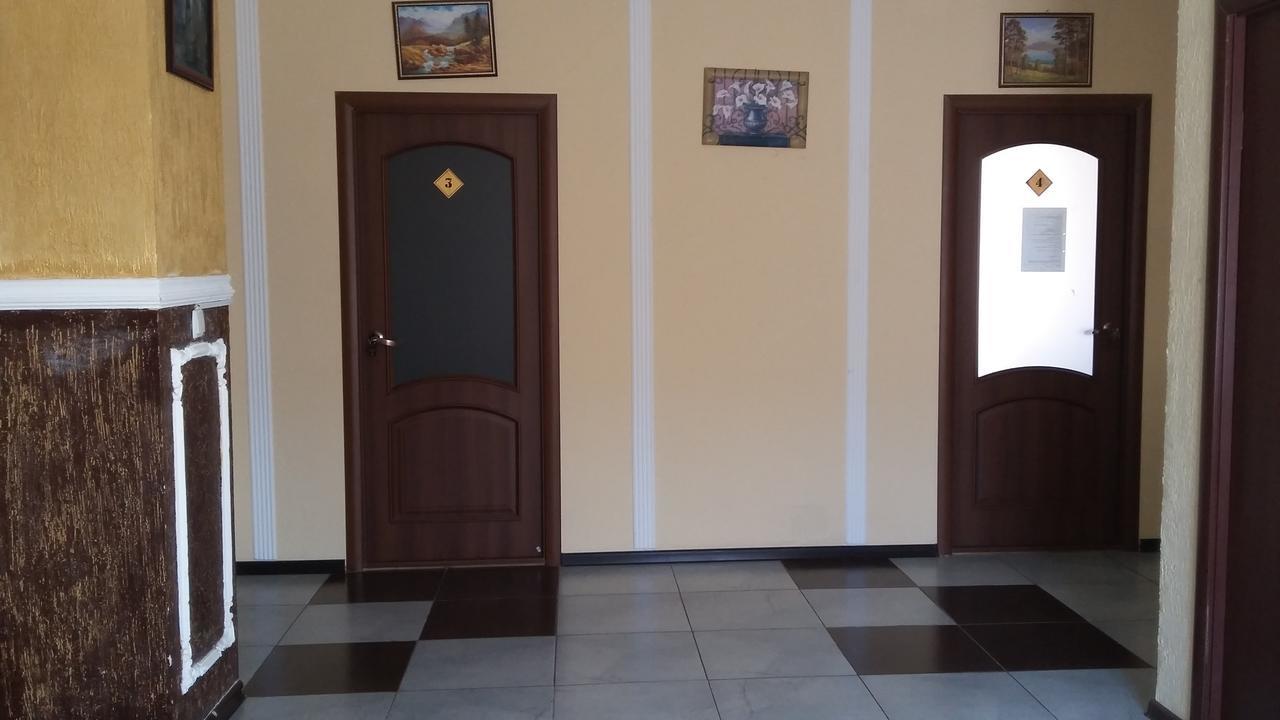 Hostel Wigwam ウラルスク エクステリア 写真